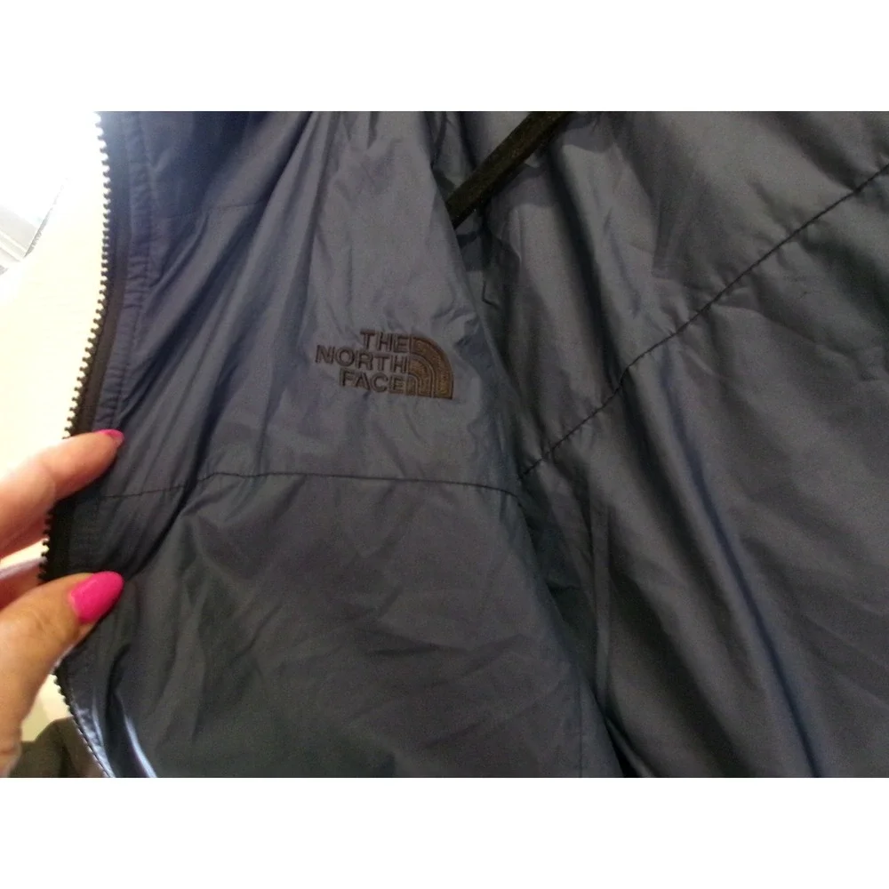The North Face Mens M Reversible Puffer Jacket Black